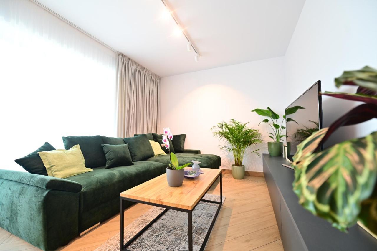 Apartment By The Nr 8 *